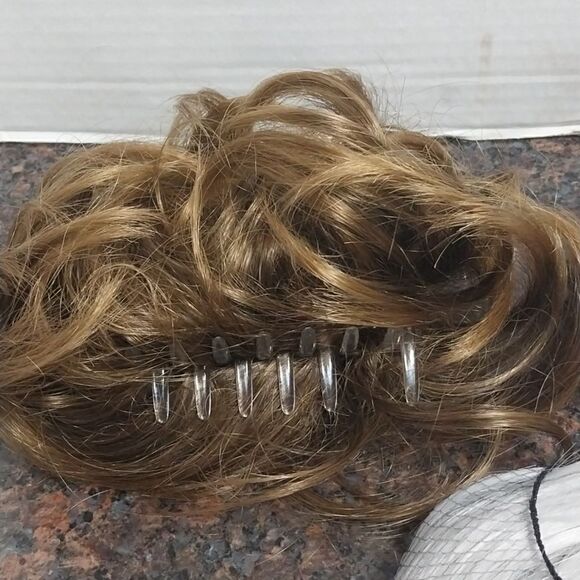 5 Hairpieces...NEW  - Picture 7 of 10